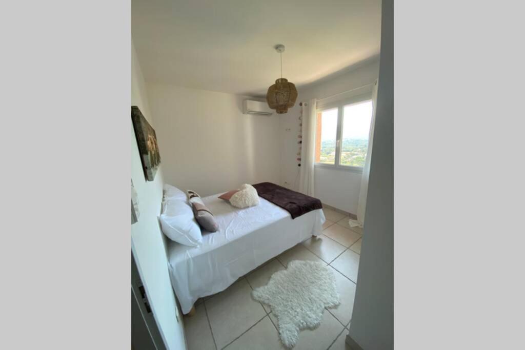Joli F3 De 60M2 Avec Balcon Apartment Bastelicaccia Exterior photo